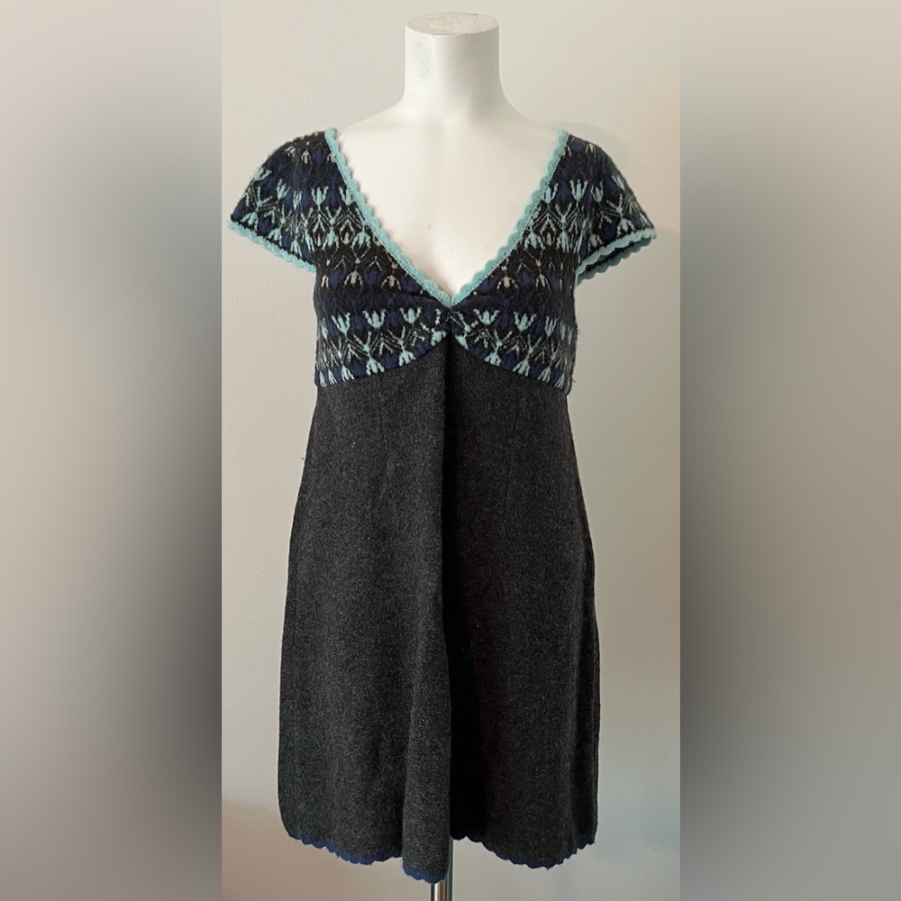 Free People Women’s Wool Blend Sweater Dress. EUC